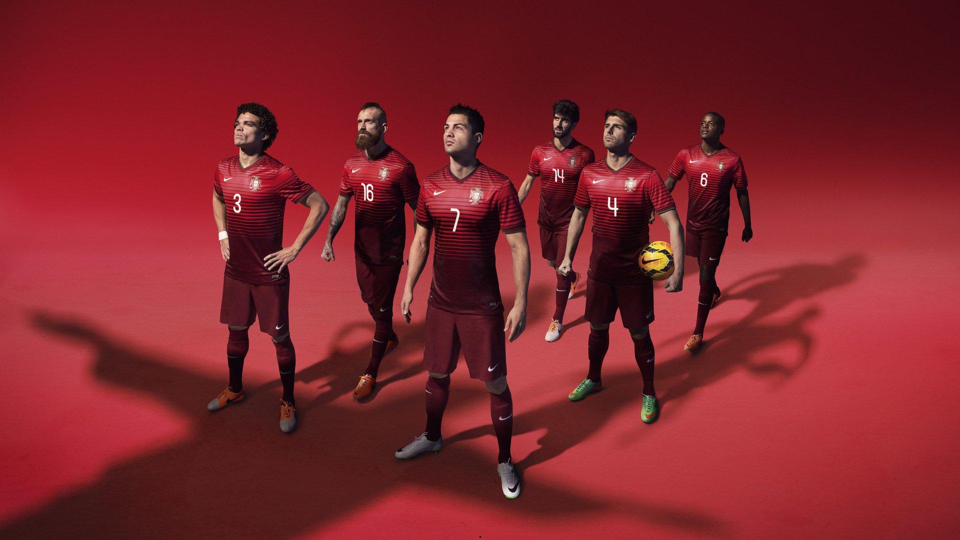 索尔斯克亚现身伊普斯维奇看台，力挺昔日红